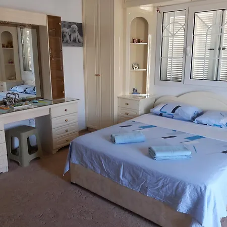 Vasilis Family * Dromolaxia