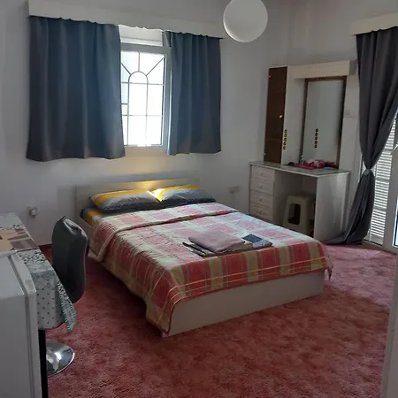 Vasilis Family * Dromolaxia