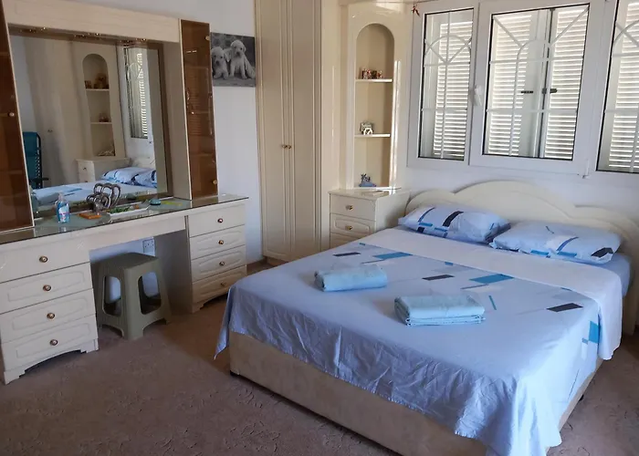 Vasilis Family * Dromolaxia